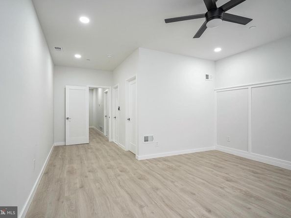 1143 Tasker Street, Philadelphia PA 19148