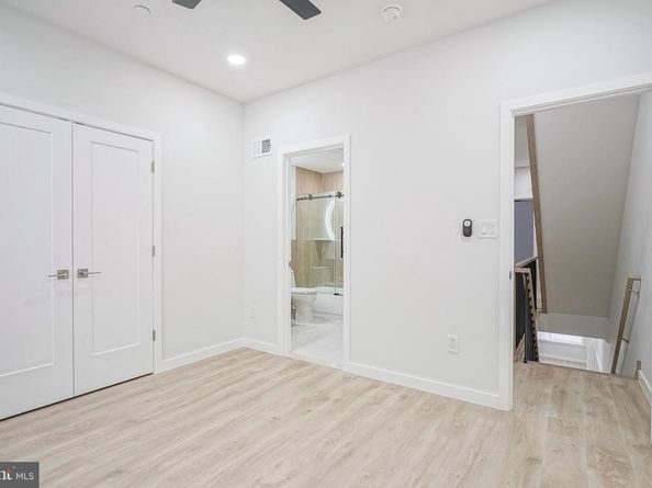 1143 Tasker Street, Philadelphia PA 19148