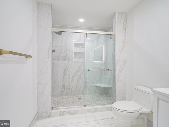 1143 Tasker Street, Philadelphia PA 19148