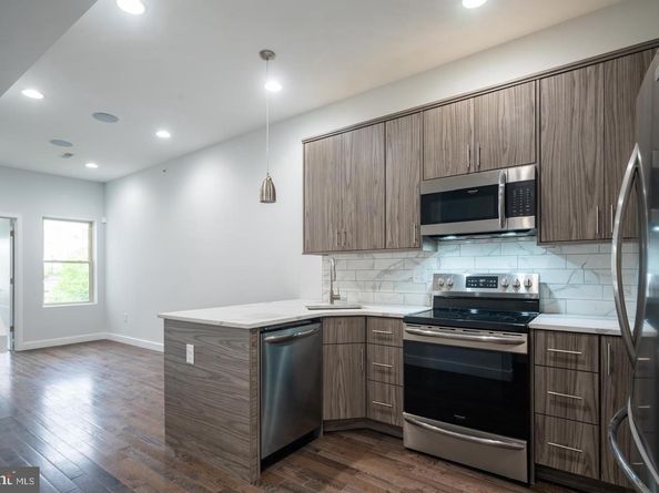 1752 N Marshall Street, Philadelphia PA 19122