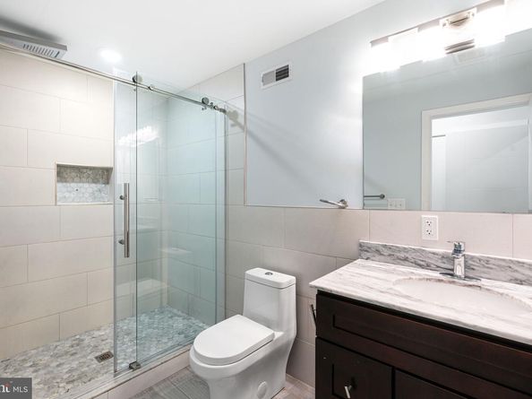 1752 N Marshall Street, Philadelphia PA 19122