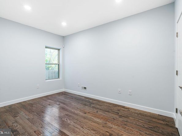 1752 N Marshall Street, Philadelphia PA 19122