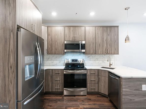 1752 N Marshall Street, Philadelphia PA 19122