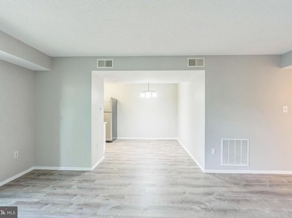7743 Inversham Drive 197, Falls Church VA 22042