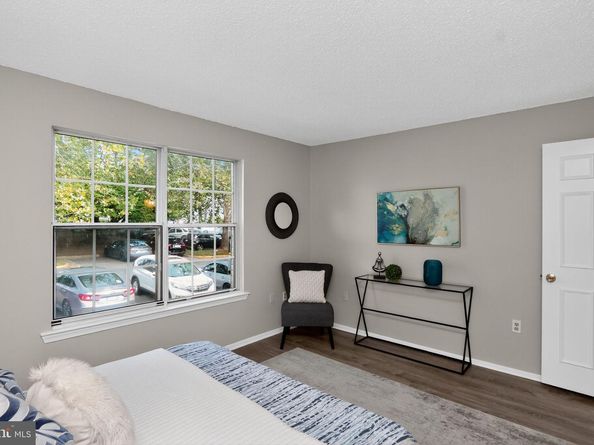 7743 Inversham Drive 197, Falls Church VA 22042