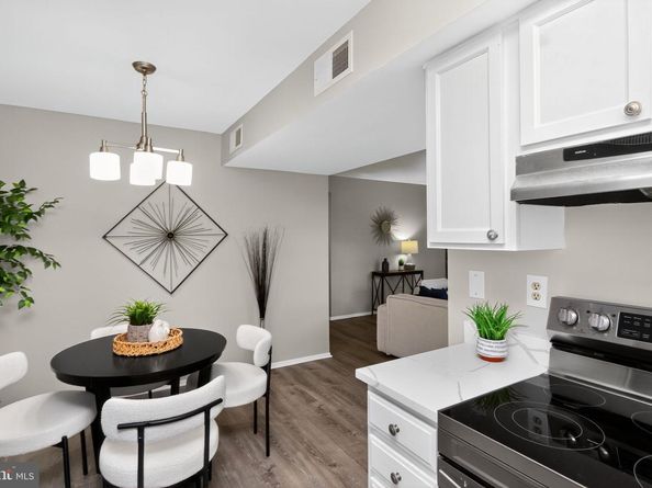 7743 Inversham Drive 197, Falls Church VA 22042