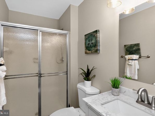 7743 Inversham Drive 197, Falls Church VA 22042