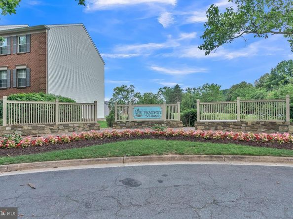 7743 Inversham Drive 197, Falls Church VA 22042