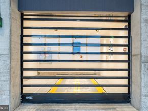 223 S 6TH Street 701, Philadelphia PA 19106