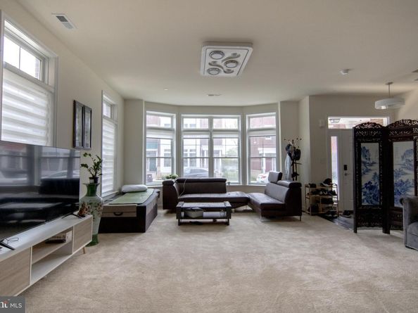 3406 Pietro Way, Philadelphia PA 19145