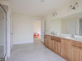 3406 Pietro Way, Philadelphia PA 19145