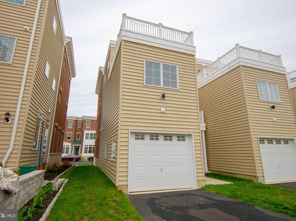 3406 Pietro Way, Philadelphia PA 19145