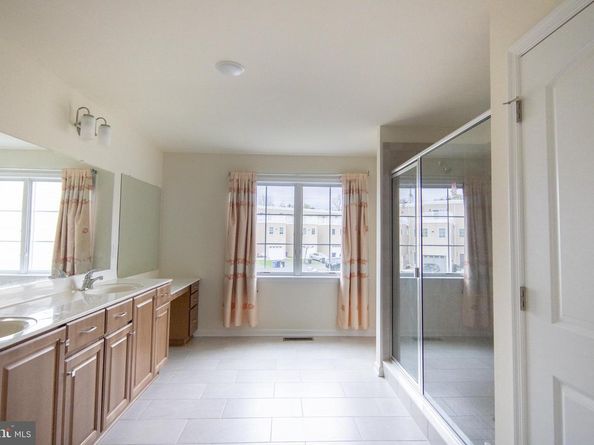 3406 Pietro Way, Philadelphia PA 19145