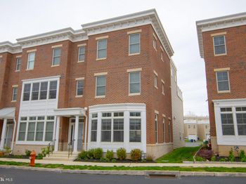 3406 Pietro Way