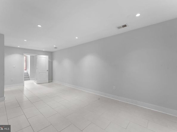 5209 5TH Street NW, Washington DC 20011