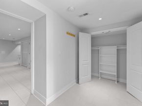5209 5TH Street NW, Washington DC 20011