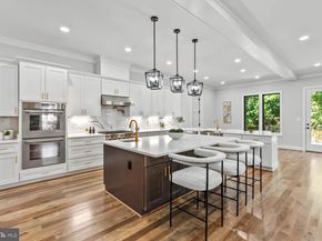 501 Yeonas Drive SW, Vienna VA 22180
