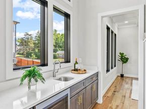 501 Yeonas Drive SW, Vienna VA 22180