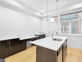412 N Front Street 25, Philadelphia PA 19123