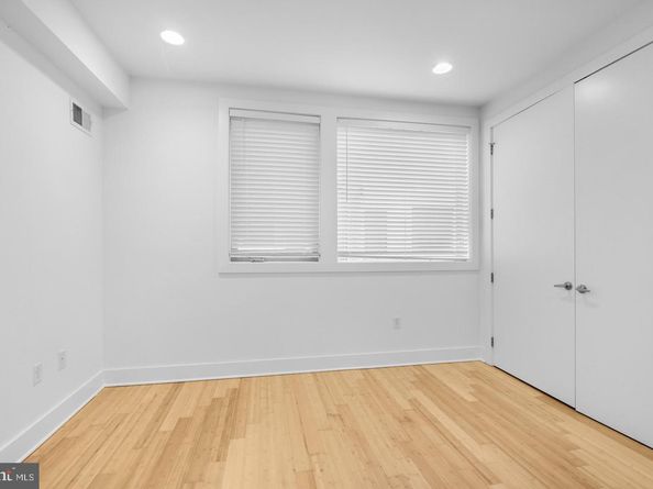 412 N Front Street 25, Philadelphia PA 19123