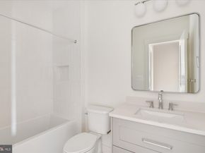6200 31st Street N, Arlington VA 22207