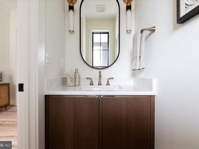6200 31st Street N, Arlington VA 22207