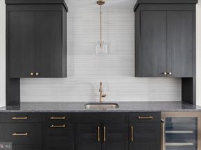 6200 31st Street N, Arlington VA 22207