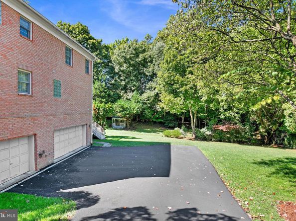 1008 Jarvis Court, Mclean VA 22101