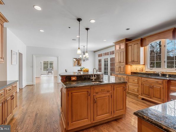 1008 Jarvis Court, Mclean VA 22101