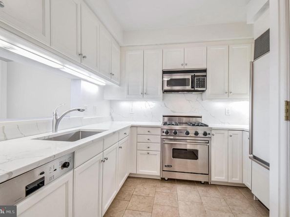 1155 23rd Street NW 6J, Washington DC 20037