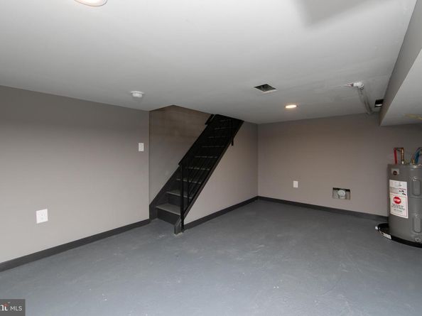 832 League Street, Philadelphia PA 19147