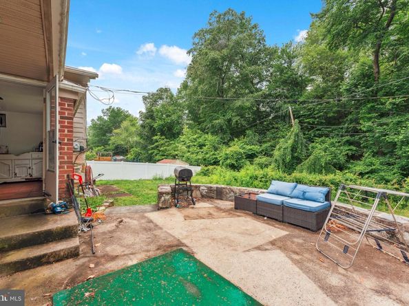 1026 Old Ford Road, Huntingdon Valley PA 19006