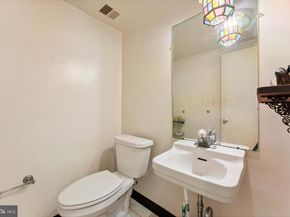 1026 Old Ford Road, Huntingdon Valley PA 19006