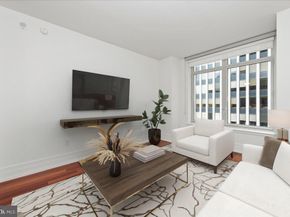 130 S 18TH Street 905, Philadelphia PA 19103