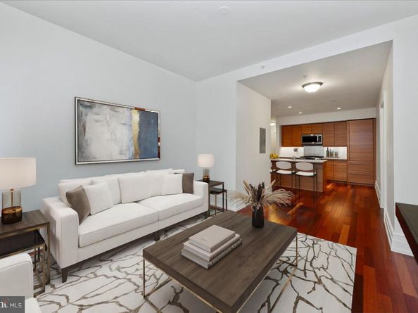 130 S 18TH Street 905, Philadelphia PA 19103