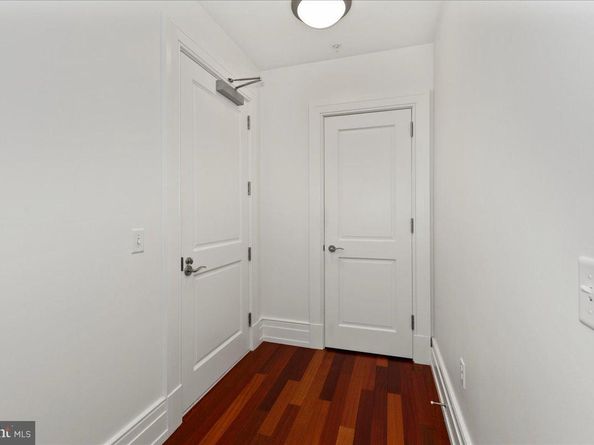 130 S 18TH Street 905, Philadelphia PA 19103