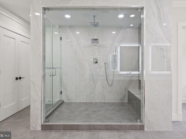 8100 Lewinsville, Mclean VA 22102