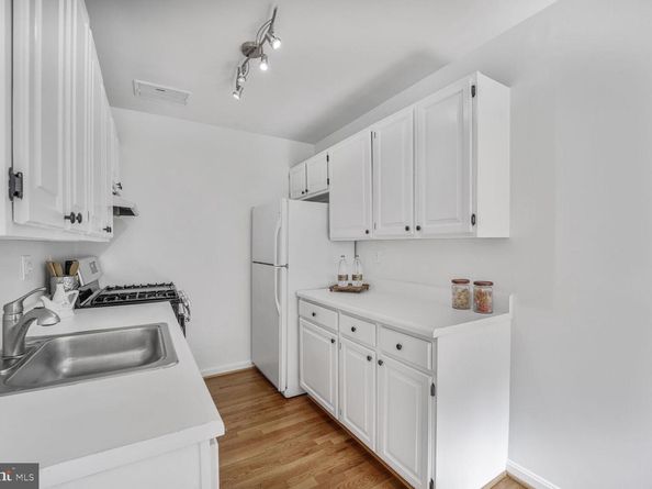 4114 Davis Place NW 311, Washington DC 20007