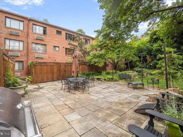 4114 Davis Place NW 311, Washington DC 20007