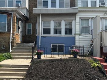 2037 S 68TH Street