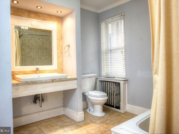 1228 Catharine Street, Philadelphia PA 19147
