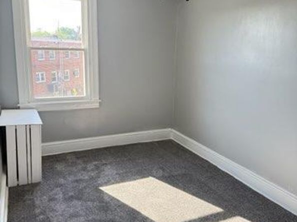 251 N 7TH Street, Darby PA 19023