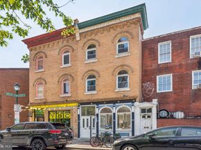 932 Locust Street, Philadelphia PA 19107