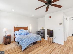 932 Locust Street, Philadelphia PA 19107