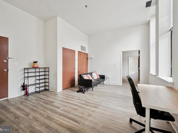 1001 Chestnut Street 904W, Philadelphia PA 19107