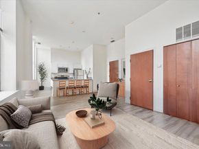 1001 Chestnut Street 904W, Philadelphia PA 19107