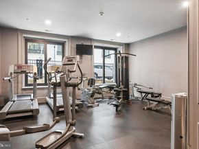 1001 Chestnut Street 904W, Philadelphia PA 19107