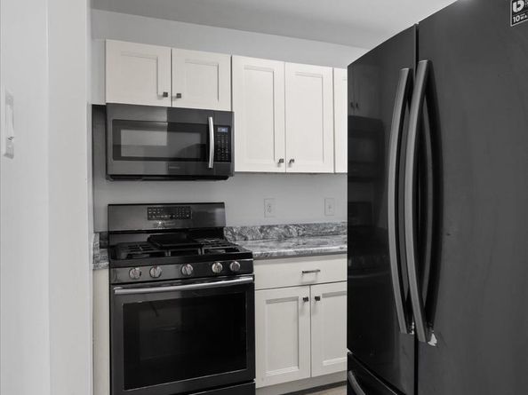 509 N Armistead Street 303, Alexandria VA 22312
