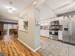 1366 Putnam Boulevard 14, Wallingford PA 19086