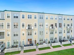 343 Cedar Street NW 316, Washington DC 20012